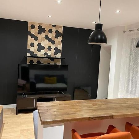 Appartement Chez Tricia Thorigny-sur-Marne ภายนอก รูปภาพ