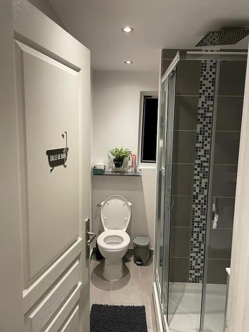 Appartement Chez Tricia Thorigny-sur-Marne ภายนอก รูปภาพ