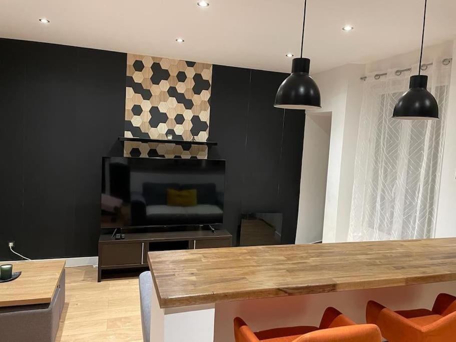 Appartement Chez Tricia Thorigny-sur-Marne ภายนอก รูปภาพ